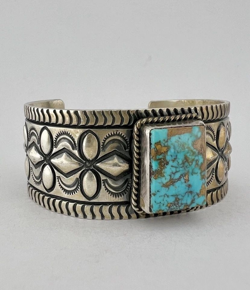 DARRYL BECENTI NAVAJO STERLING SILVER ROYSTON TURQUOISE STAMPED CUFF BRACELET (1 of 2)