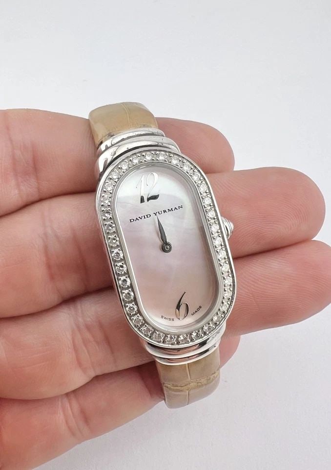 DAVID YURMAN MADISON DIAMOND BEZEL PINK MOTHER OF PEARL DIAL QUARTZ WOMENS WATCH: David Yurman Madison Diamond Bezel Pink Mother Of Pearl Dial Quartz Women's Watch Hi Buyers!!! You are buying an Authentic David Yurman Madison Diamond Bezel T408-mss Mop Pink Dial Quartz Ladies Watch