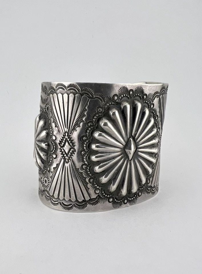 VINCENT JOE PLATERO NAVAJO STERLING SILVER STAMPED 2 1/8" WIDE CUFF BRACELET (1 of 2)