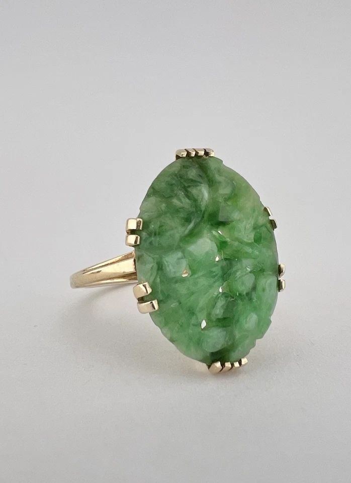 ANTIQUE VICTORIAN 14K YELLOW GOLD CARVED GREEN NEPHRITE JADE FLORAL RING (1 of 2)