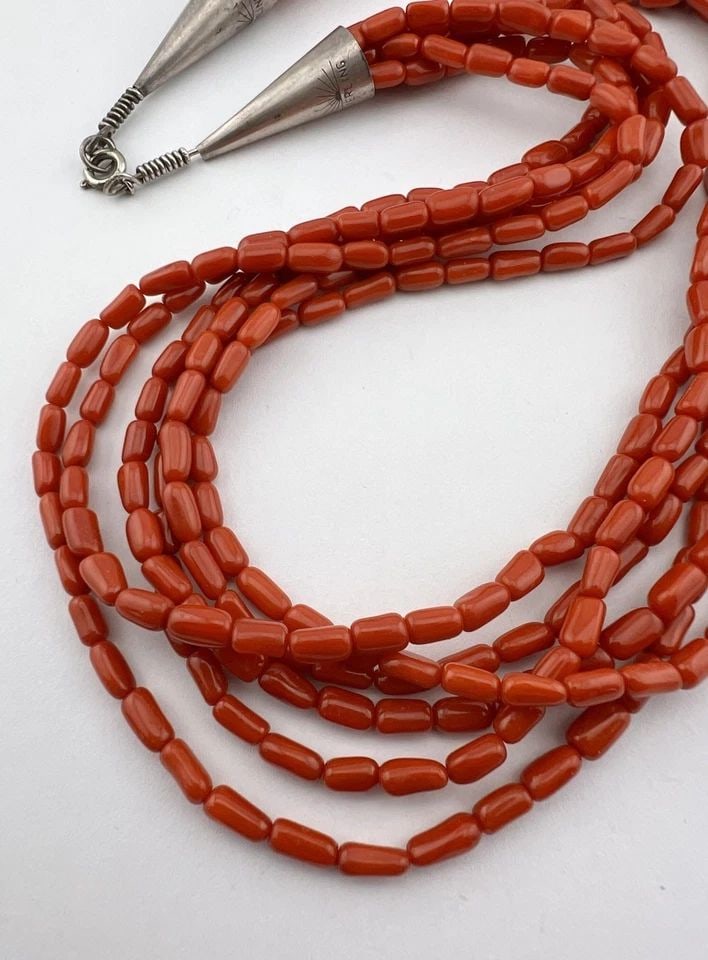NAVAJO STERLING SILVER NATURAL OX BLOOD CORAL HEISHI TUBE BEAD 6 STRAND NECKLACE: NAVAJO STERLING SILVER NATURAL OX BLOOD CORAL HEISHI TUBE BEAD 6 STRAND NECKLACE Vtg Navajo Sterling Silver Natural Ox Blood Coral Heishi Tube Bead 6 Strand Necklace Size: Around 19" Long Tip Ti Tip M