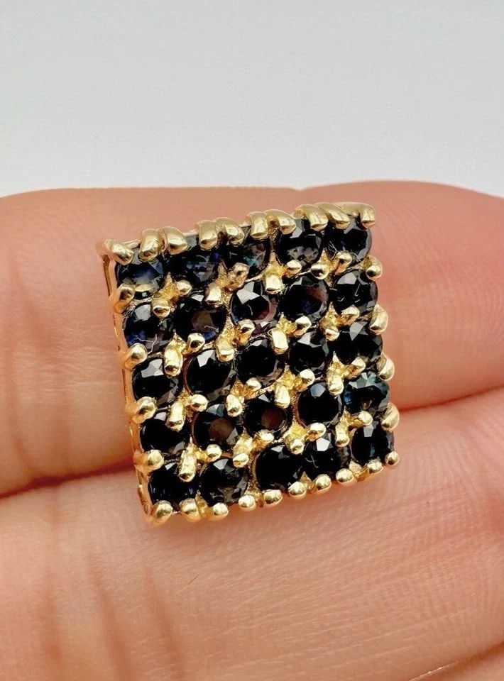 DESIGNER 14K YELLOW GOLD NATURAL 1.25CT BLUE SAPPHIRE SQUARE SLIDE PENDANT: DESIGNER 14K YELLOW GOLD NATURAL 1.25CT BLUE SAPPHIRE SQUARE SLIDE PENDANT Fine 14k Yellow Gold Natural 1.25ct Blue Sapphire Square Slide Pendant Size: 5/8" Wide By 5/8" Tall - 14mm x 14mm Metal: 14k 