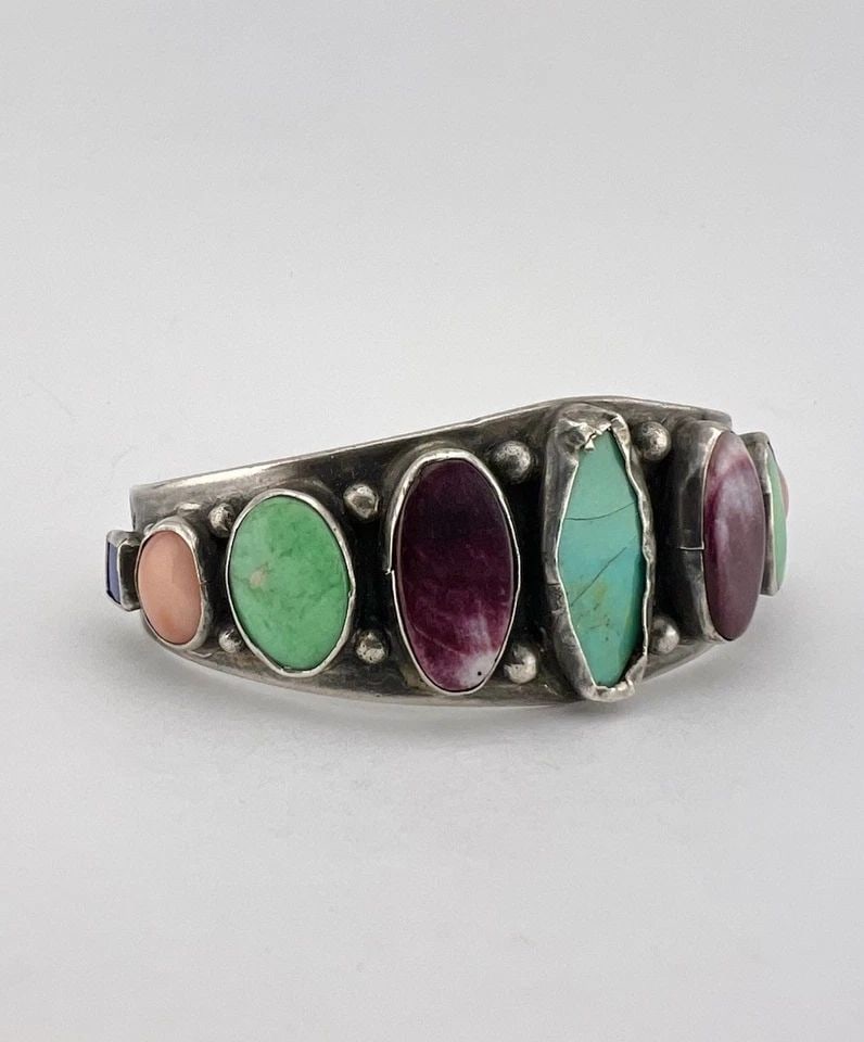 LEO FEENEY STERLING SILVER TURQUOISE & CORAL & LAPIS SPINY OYSTER CUFF BRACELET: LEO FEENEY STERLING SILVER TURQUOISE & CORAL & LAPIS SPINY OYSTER CUFF BRACELET Leo Feeney Sterling Silver Turquoise & Coral & Lapis Spiny Oyster Cuff Bracelet Cuff is 5 3/8" tip to Tip and has a 1 1/