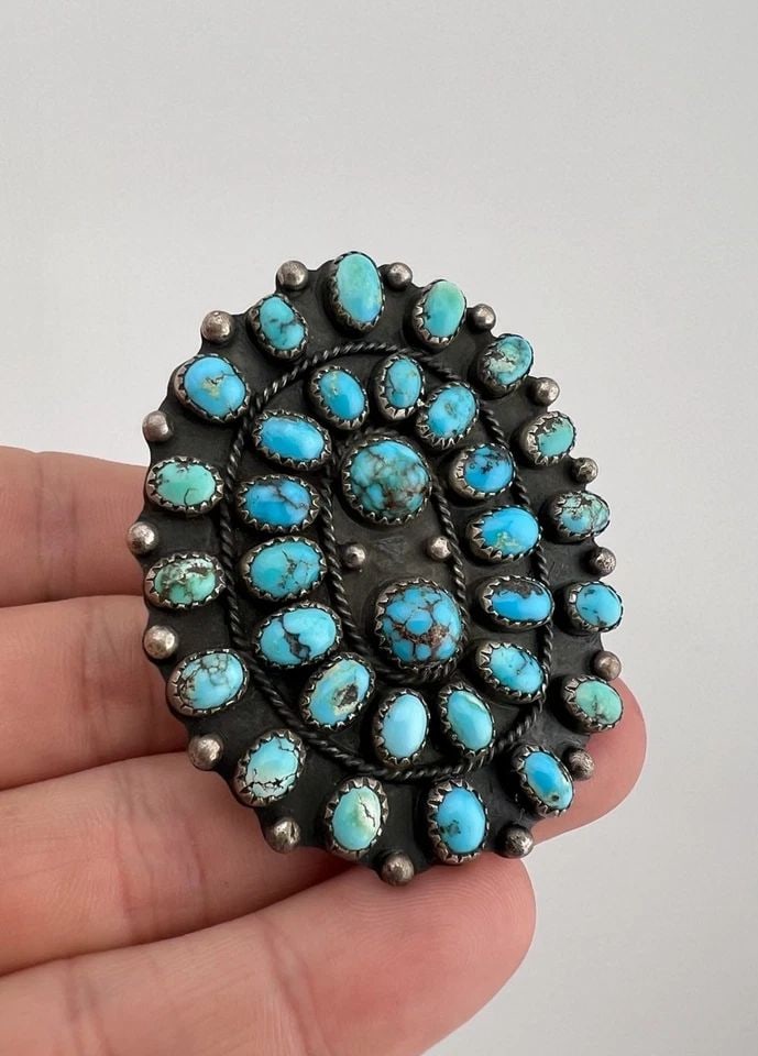 HUGE VTG NAVAJO STERLING SILVER SPIDERWEB PERSIAN TURQUOISE CLUSTER WOMEN'S RING: HUGE Vtg Navajo Sterling Silver Spiderweb Persian Turquoise Cluster Women's Ring Ring Size: 10 Weight is 27.0 Grams on my scale Metal: Sterling Silver Ring is 2 1/4" Tall In the Center By About 2" Wid