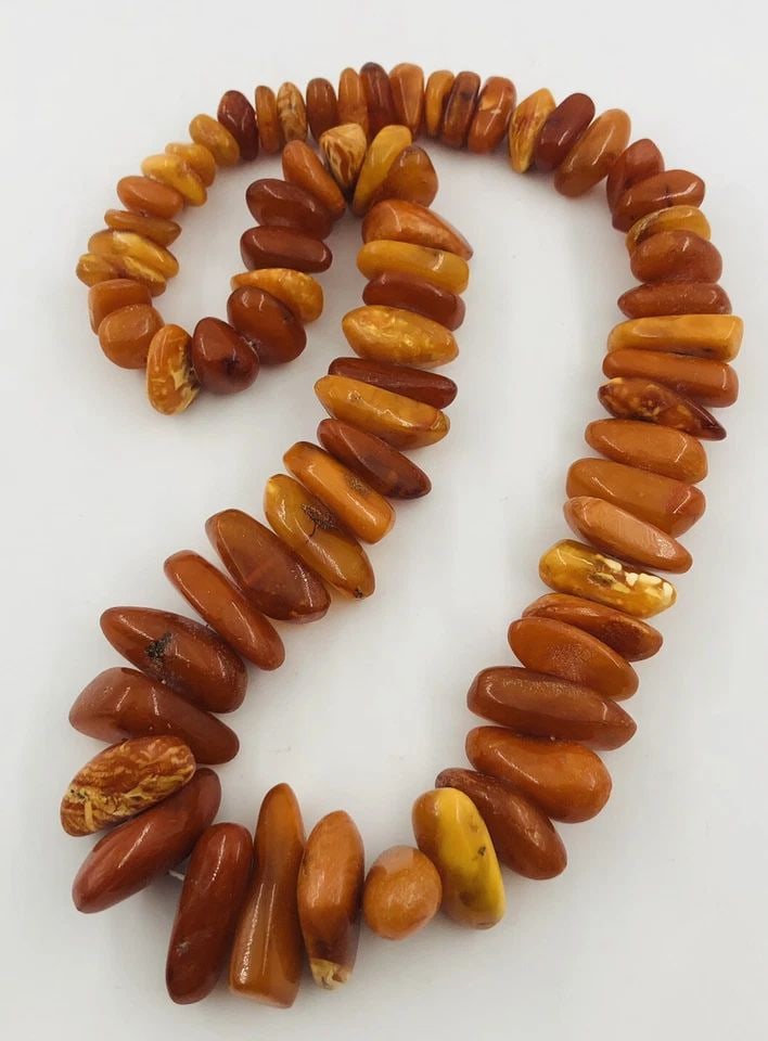 ANTIQUE 218.9G OLD NATURAL BALTIC BUTTERSCOTCH EGG YOLK AMBER BEAD NECKLACE 30" (1 of 2)