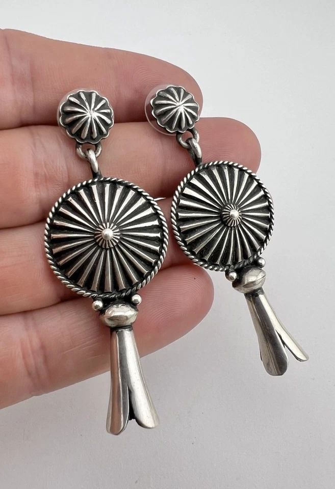 DERRICK GORDON NAVAJO STERLING SILVER STAMPED BLOSSOM POST DANGLE EARRINGS 2.5": DERRICK GORDON NAVAJO STERLING SILVER STAMPED BLOSSOM POST DANGLE EARRINGS 2.5" Derrick Gordon Navajo Sterling Silver Stamped Blossom Post Dangle Earrings 2.5" Size: 2 1/2" Tall With Dangle & 1" Wide 