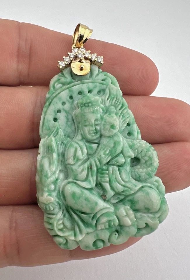 VINTAGE CHINESE 14K YELLOW GOLD & DIAMOND CARVED GODDESS GREEN JADE PENDANT 2.5": VINTAGE CHINESE 14K YELLOW GOLD & DIAMOND CARVED GODDESS GREEN JADE PENDANT 2.5" Vintage Chinese 14k Yellow Gold & Diamond Carved Goddess Green Jade Pendant 2.5" Size: 2 1/2" Tall With Bail by Over 1 