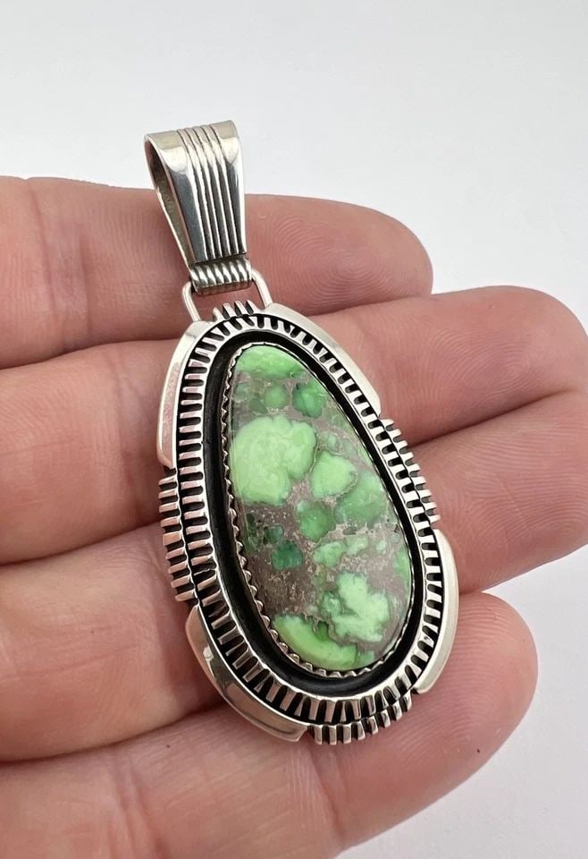 VTG NAVAJO STERLING SILVER HIGH GRADE DAMELE VARISCITE TURQUOISE PENDANT 2 3/8": VTG NAVAJO STERLING SILVER HIGH GRADE DAMELE VARISCITE TURQUOISE PENDANT 2 3/8" Vtg Navajo Sterling Silver High Grade Damele Variscite Turquoise Stamped Pendant 2 3/8" Size: 2 3/8" Tall With Bail by 1