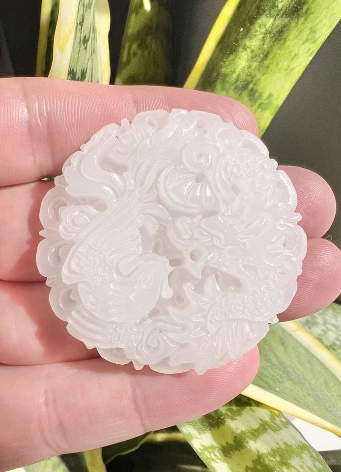 ANTIQUE CHINESE CARVED DRAGON DISK MUTTON FAT WHITE CELADON HETIAN JADE PENDANT (1 of 2)