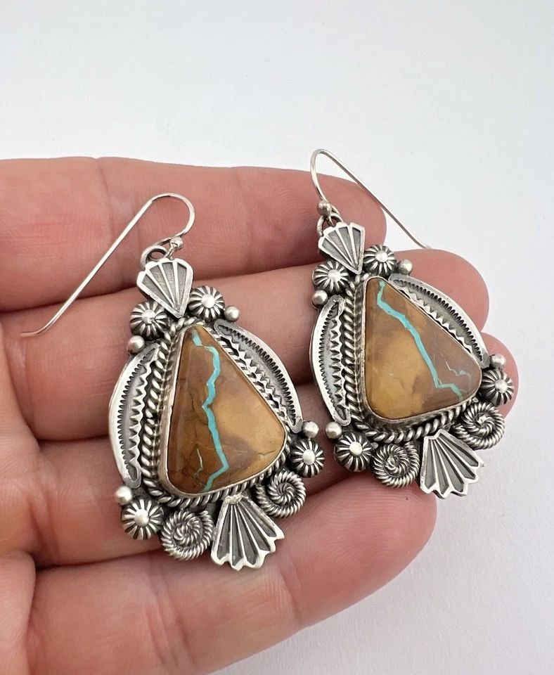 MIKE ROSITA CALLADITTO NAVAJO STERLING SILVER BOULDER ROYSTON TURQUOISE EARRINGS (1 of 2)