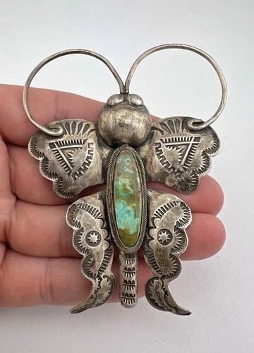 HUGE 3.5" JOE EBY ANGLO STERLING SILVER ROYSTON TURQUOISE BUTTERFLY BROOCH PIN: HUGE 3.5" Joe Eby Anglo Sterling Silver Royston Turquoise Butterfly Brooch Pin Size: 3 1/4" Tall By Around 1 7/8" Wide Metal: Sterling Silver Weight is 32.7 Grams on my scale Amazing Stamped Royston T