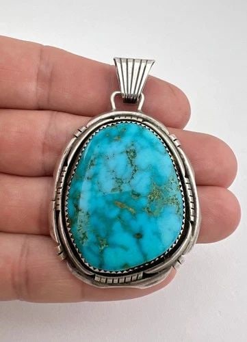 LEONARD PLATERO NAVAJO STERLING SILVER BIRDSEYE KINGMAN TURQUOISE PENDANT 2.5": LEONARD PLATERO NAVAJO STERLING SILVER BIRDSEYE KINGMAN TURQUOISE PENDANT 2.5" Vtg Leonard Platero Navajo Sterling Silver Birdseye Kingman Turquoise Pendant 2.5" Pendant is 2 1/2" Tall With Bail By Ov