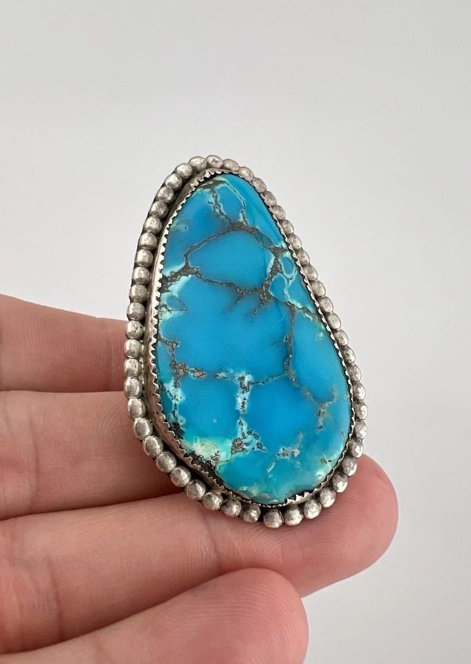 HUGE VTG ZUNI STERLING SILVER HIGH GRADE MORENCI TURQUOISE STAMPED WOMEN'S RING: HUGE Vintage Zuni Sterling Silver High Grade Morenci Turquoise Stamped Women's Ring Ring Size: 13 - Can Be Resized Weight is 18.6 Grams on my scale Test Positive For Sterling Silver Ring is 2 1/8" Tal