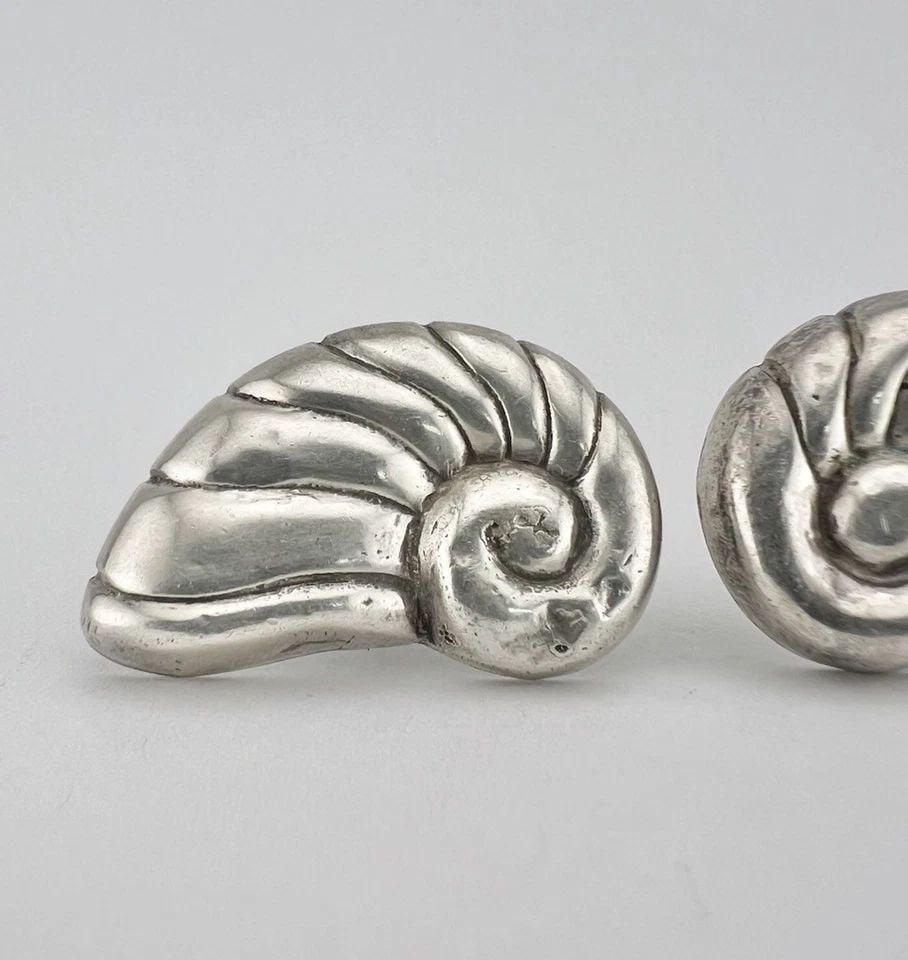 WILLIAM SPRATLING TAXCO MEXICO STERLING SILVER NAUTILUS CONCH SHELL EARRINGS (1 of 2)