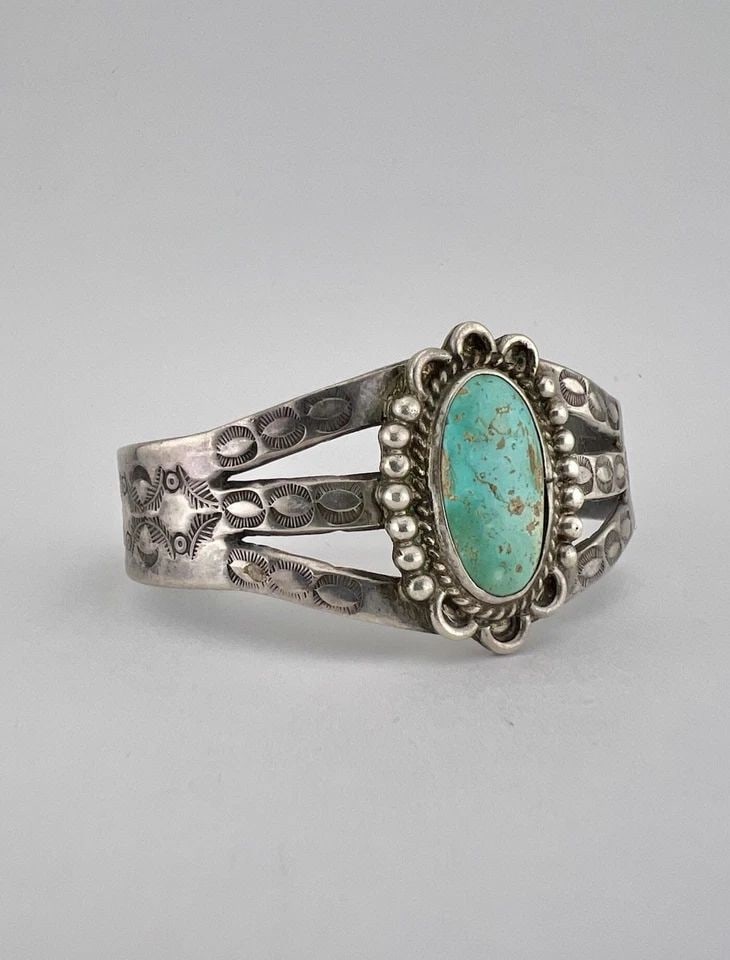 OLD FRED HARVEY NAVAJO STERLING SILVER CERRILLOS TURQUOISE STAMPED CUFF BRACELET: OLD FRED HARVEY NAVAJO STERLING SILVER CERRILLOS TURQUOISE STAMPED CUFF BRACELET OLD Fred Harvey Navajo Sterling Silver Cerrillos Turquoise Stamped Cuff Bracelet Cuff is 5 1/4" tip to Tip and has a 1 