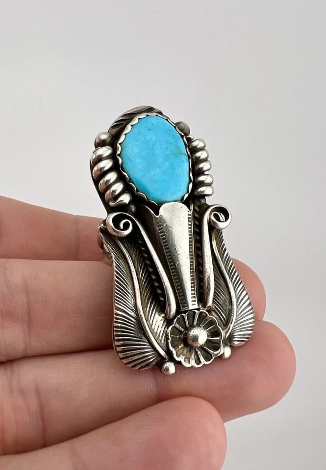 HUGE VTG NAVAJO STERLING SILVER TURQUOISE DETAILED STAMPED BLOSSOM RING 2": HUGE Vtg Navajo Sterling Silver Turquoise Detailed Stamped Blossom Ring 2" Ring Size: 8.25 - Can Be Resized Weight is 17.6 Grams on my scale Metal: Sterling Silver Ring is 2" Tall In the Center Amazin