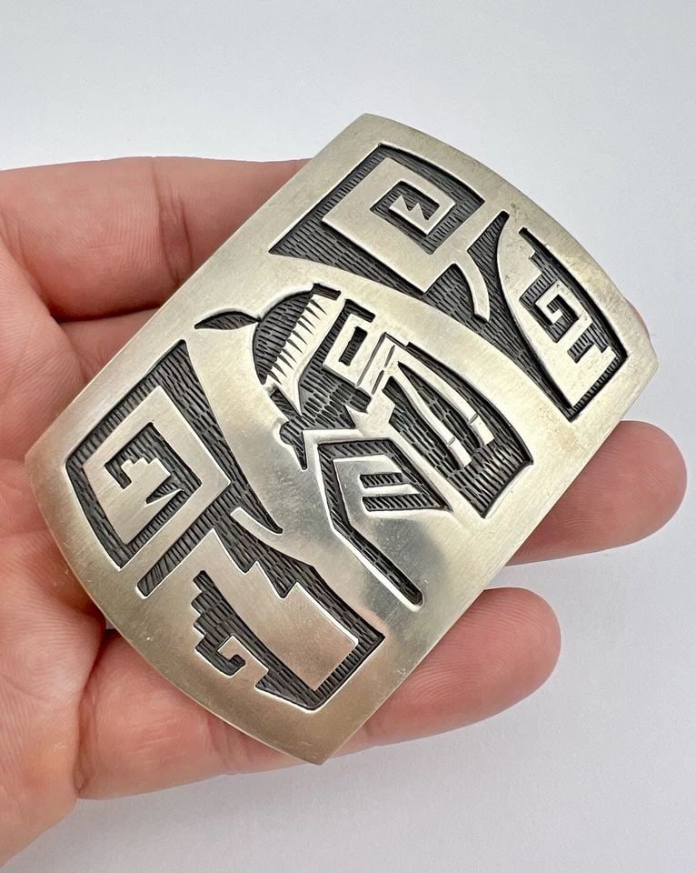 VTG HOPI STERLING SILVER MUDMAN KACHINA FEATHER OVERLAY BELT BUCKLE 3" -42.8G (1 of 2)