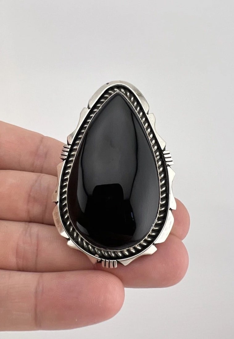 MASSIVE EDDIE SECATERO NAVAJO STERLING SILVER BLACK ONYX TEARDROP RING 43.2G: Massive EDDIE SECATERO Navajo Sterling Silver Black Onyx Teardrop Ring 43.2g Ring Size: 9 - Can Be Resized Weight is 43.2 Grams on my scale Metal: Sterling Silver Ring is Just Under 2 1/2" Tall In the