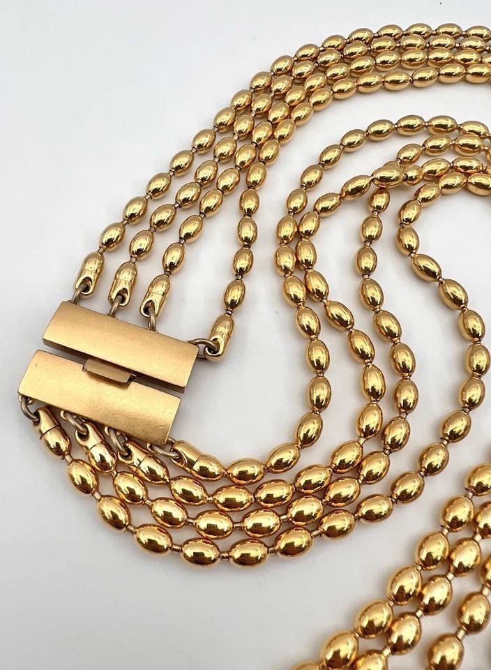 MASSIVE VINTAGE RARE YVES SAINT LAURENT YSL GOLD TONE RUNWAY NECKLACE 37": MASSIVE VINTAGE RARE YVES SAINT LAURENT YSL GOLD TONE RUNWAY NECKLACE 37" Massive Vintage Rare YVES SAINT LAURENT YSL Gold Tone Runway Necklace 37" Size: 37" Long - Claps is 1 1/2" Wide Necklace is 4 