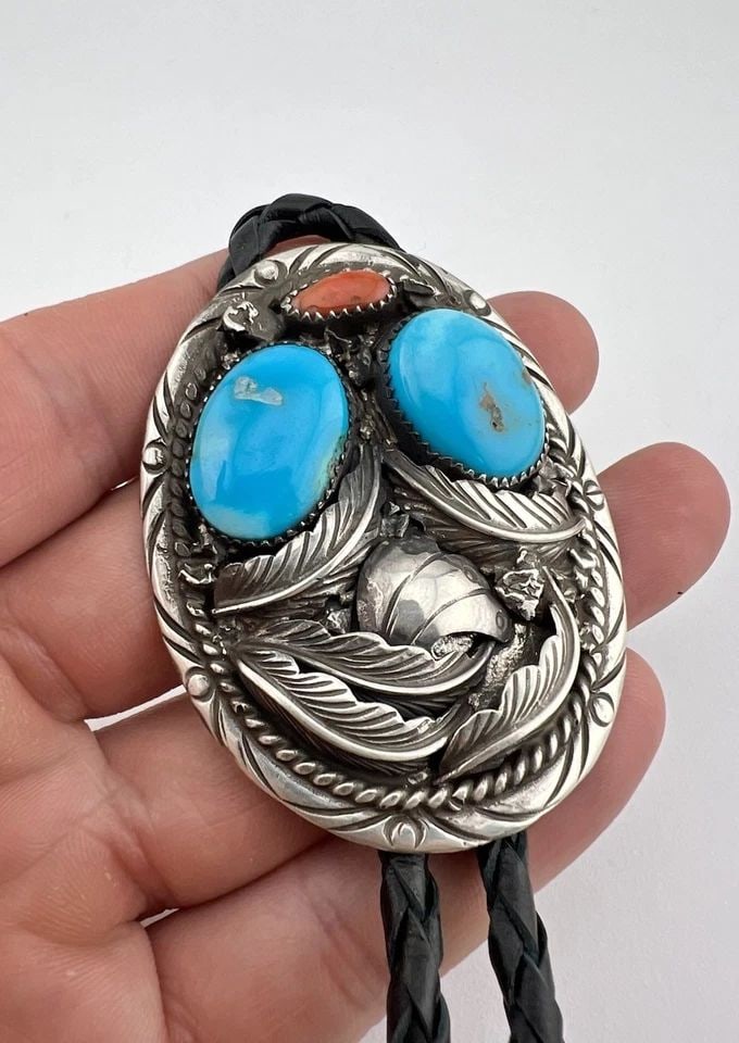 VINTAGE NAVAJO STERLING SILVER BLUE GEM TURQUOISE & RED CORAL BOLO TIE 2 3/8" (1 of 2)