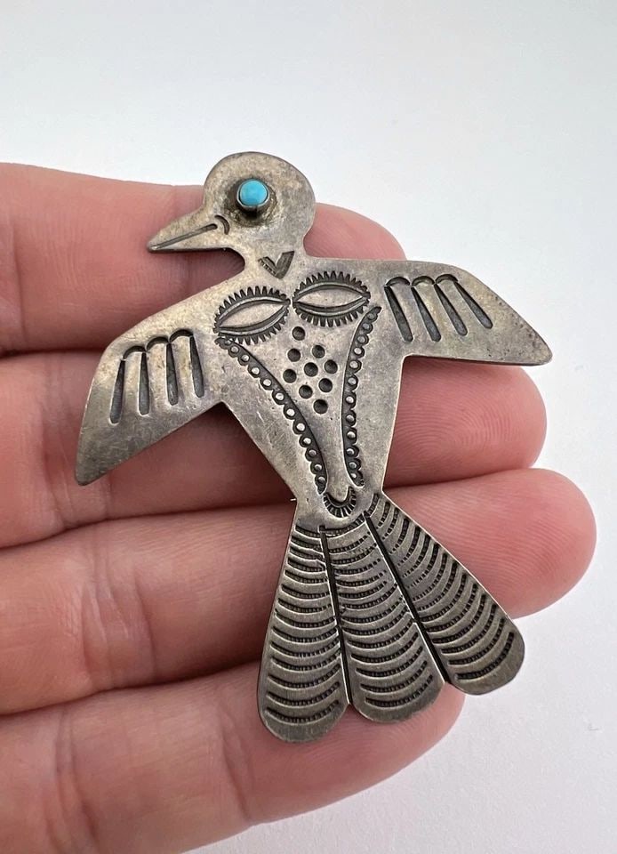VTG FRED HARVEY NAVAJO STERLING SILVER TURQUOISE STAMPED THUNDERBIRD PIN BROOCH: Vtg Fred Harvey Navajo Sterling Silver Turquoise Stamped Thunderbird Pin Brooch Size: 2" Wide By Just Over 2 1/4" Tall Metal: Sterling Silver Weight is 10.8 Grams on my scale In Great Antique Conditio