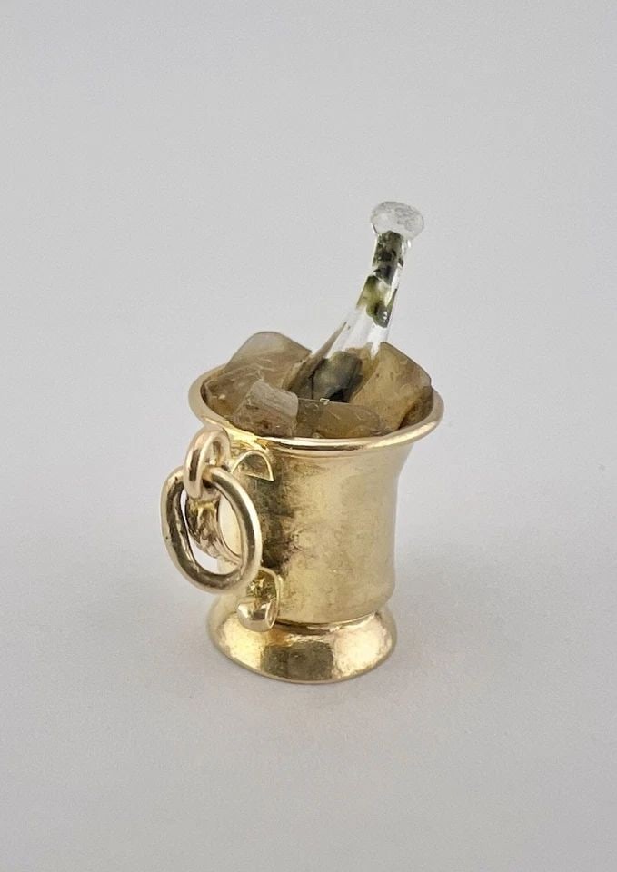 ANTIQUE 9K 9CT YELLOW GOLD CHAMPAGNE GLASS BOTTLE ICE BUCKET CHARM PENDANT 1.8G (1 of 2)