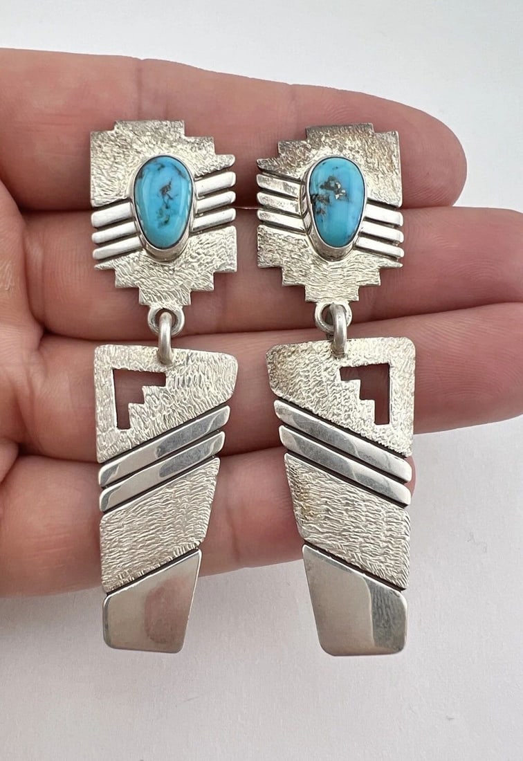 VTG TONEY MITCHELL NAVAJO STERLING SILVER BISBEE TURQUOISE DANGLE EARRINGS 2.75": HUGE Vtg Toney Mitchell Navajo Sterling Silver Bisbee Turquoise Dangle Earrings 2.75" Size: 2 3/4" Tall With Dangle & 3/4" At Its Widest Point Weight is 21.7 Grams on my scale Test Positive For Sterli
