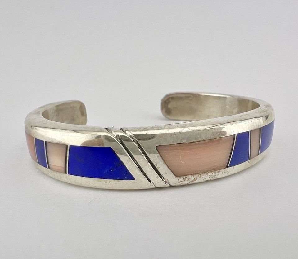 AARON TOADLENA NAVAJO STERLING SILVER CORAL & LAPIS LAZULI FLUSH CUFF BRACELET: AARON TOADLENA NAVAJO STERLING SILVER CORAL & LAPIS LAZULI FLUSH CUFF BRACELET Aaron Toadlena Navajo Sterling Silver Coral & Lapis Lazuli Flush Cuff Bracelet Cuff is Just Under 5" tip to Tip and has a