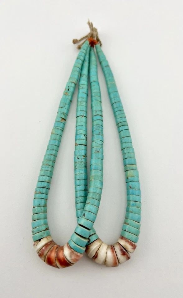 VTG SANTA DOMINGO PUEBLO TURQUOISE & SPINY OYSTER HEISHI JACLA PENDANT 6" -42.2G: VTG SANTA DOMINGO PUEBLO TURQUOISE & SPINY OYSTER HEISHI JACLA PENDANT 6" -42.2G Vtg Santa Domingo Pueblo Turquoise & Spiny Oyster Heishi JACLA Pendant 6" -42.2g Size: 6" Tall From Top To Bottom Weigh