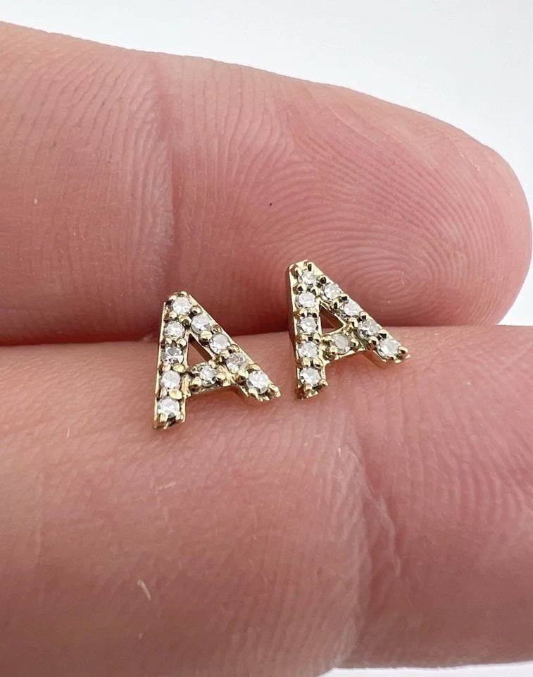 DESIGNER 10K YELLOW GOLD NATURAL PAVE DIAMOND LETTER A INITIAL STUD EARRINGS: DESIGNER 10K YELLOW GOLD NATURAL PAVE DIAMOND LETTER A INITIAL STUD EARRINGS Designer 10k Yellow Gold Natural Pave Diamond Letter A Initial Stud Earrings Size: 1/4" (6mm) Tall by 1/4" (6mm) Wide Weigh