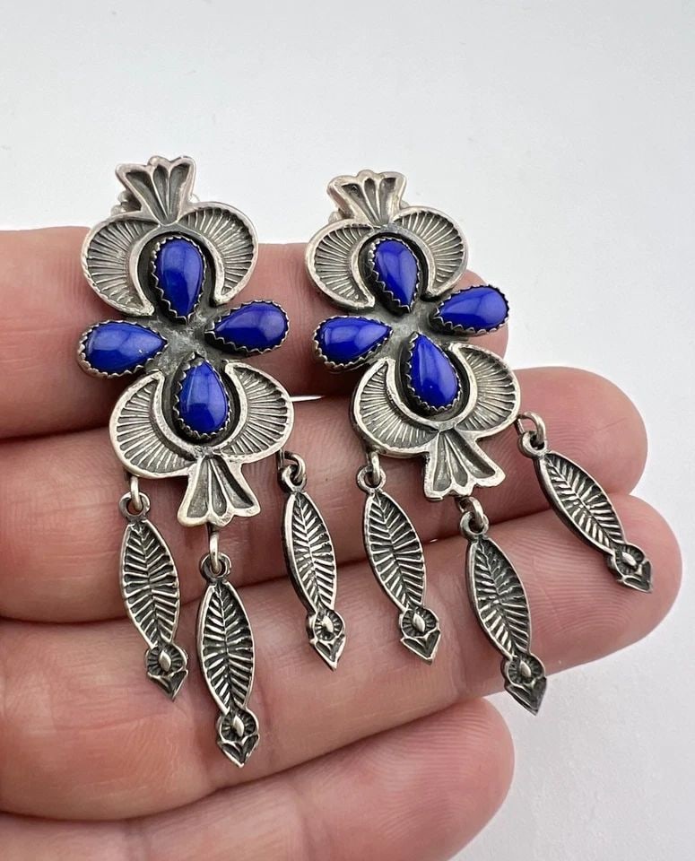 VTG NAVAJO STERLING SILVER NATURAL LAPIS LAZULI STAMPED DANGLE POST EARRINGS (1 of 2)