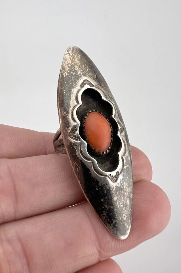 VINTAGE NAVAJO STERLING SILVER DEEP RED CORAL SHADOWBOX WIDE LONG RING: VINTAGE NAVAJO STERLING SILVER DEEP RED CORAL SHADOWBOX WIDE LONG RING Vintage Navajo Sterling Silver Deep Red Coral Shadowbox Wide Long Ring Ring Size: 7 - Can be Resized Ring Is 2 3/8" Wide In the C