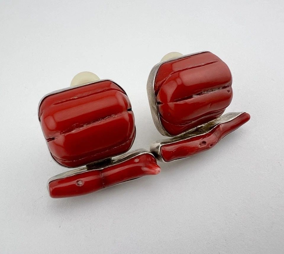 HUGE REBECCA COLLINS DALLAS TX STERLING SILVER CARVED RED CORAL CLIP-ON EARRINGS: HUGE REBECCA COLLINS DALLAS TX STERLING SILVER CARVED RED CORAL CLIP-ON EARRINGS HUGE Rebecca Collins Dallas TX Sterling Silver Carved Red Coral Clip-On Earrings Size: 1 1/8" Tall & 1 1/4" Wide Weight