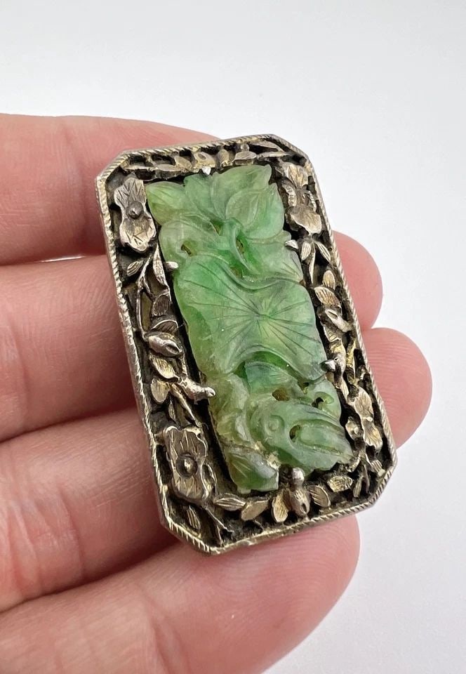 ANTIQUE CHINESE HAND CARVED JADE JADEITE SILVER FILIGREE CLIP BROOCH -HALLMARKED (1 of 2)