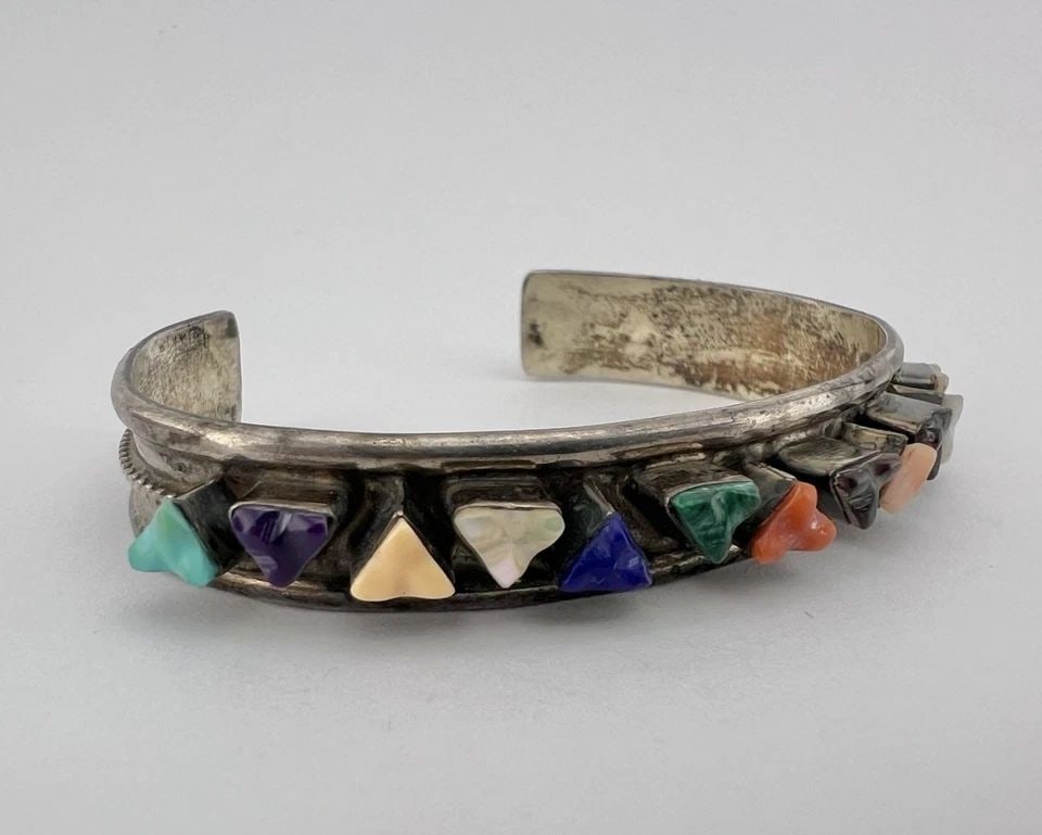 VTG LLOYD TSALABUTIE ZUNI STERLING SILVER MULTI GEM CARVED HEART CUFF BRACELET (1 of 2)