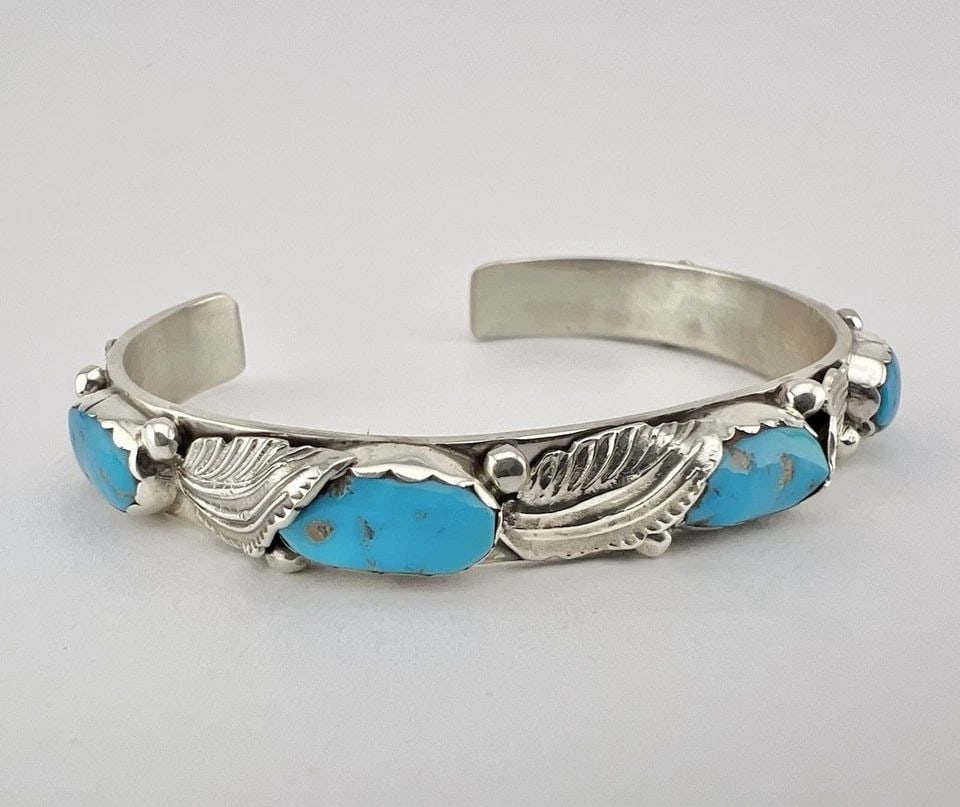 VINTAGE SIMPLICIO ZUNI STERLING SILVER SLEEPING BEAUTY TURQUOISE CUFF BRACELET: VINTAGE SIMPLICIO ZUNI STERLING SILVER SLEEPING BEAUTY TURQUOISE CUFF BRACELET Vintage Simplicio Zuni Sterling Silver Sleeping Beauty Turquoise Cuff Bracelet Cuff is Around 51/4" tip to Tip and has a 