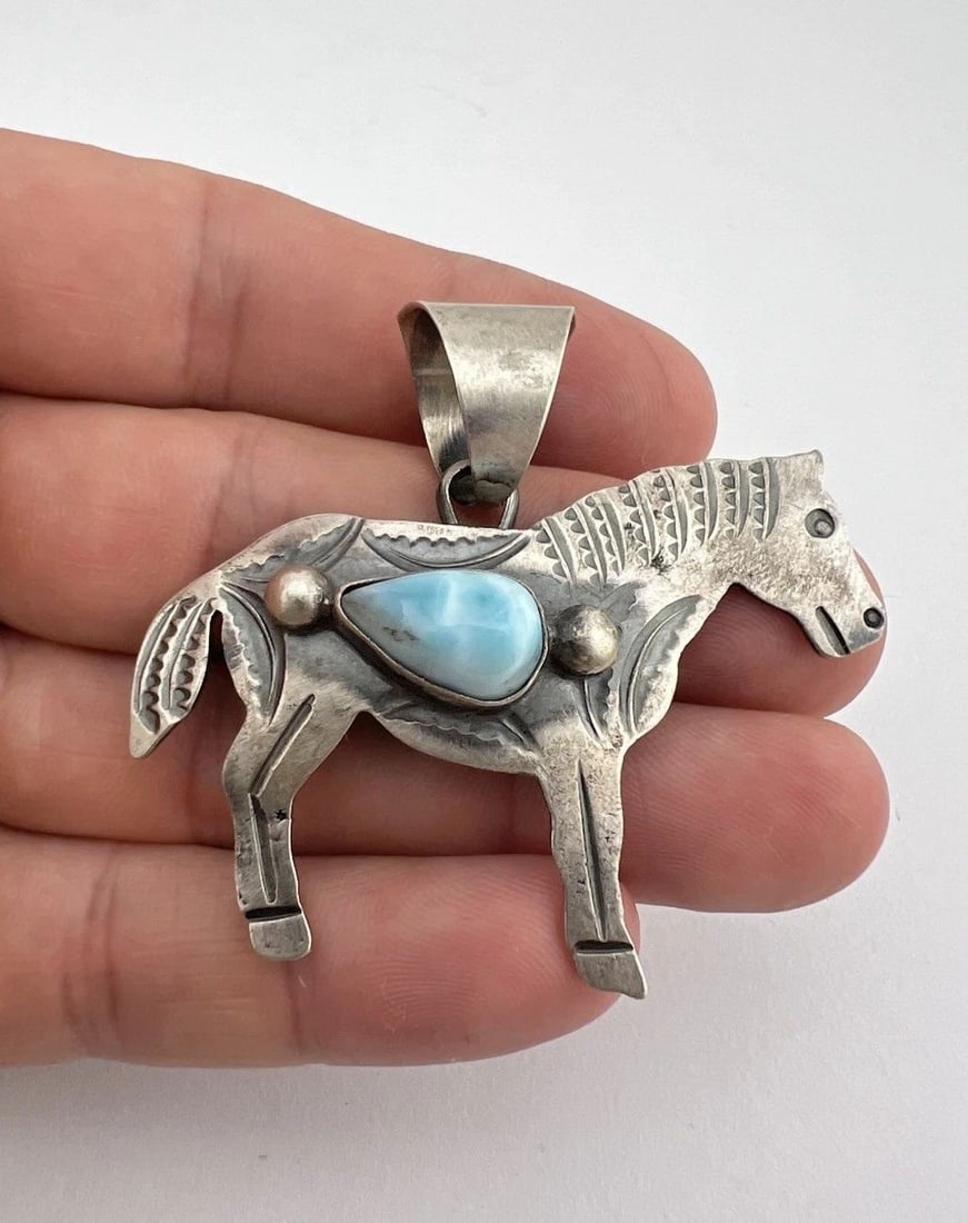 CHIMNEY BUTTE NAVAJO STERLING SILVER LARIMAR STAMPED HORSE PENDANT 2.25": Chimney Butte Navajo Sterling Silver Larimar Stamped Horse Pendant 2.25" Size: 2 1/8" Tall With bail by 2 1/4" Wide Weight is 14.8 Grams on my scale Test Positive For Sterling Silver Amazing Natural H
