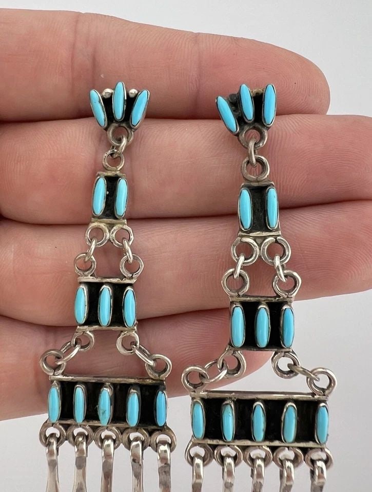 VTG ZUNI STERLING SILVER NEEDLEPOINT TURQUOISE 4 TIER CLUSTER DANGLE EARRINGS 3" (1 of 2)