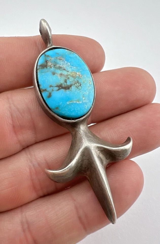 VTG NAVAJO SANDCAST STERLING SILVER BLUE GEM TURQUOISE DAGGER PENDANT 2 5/8" (1 of 2)