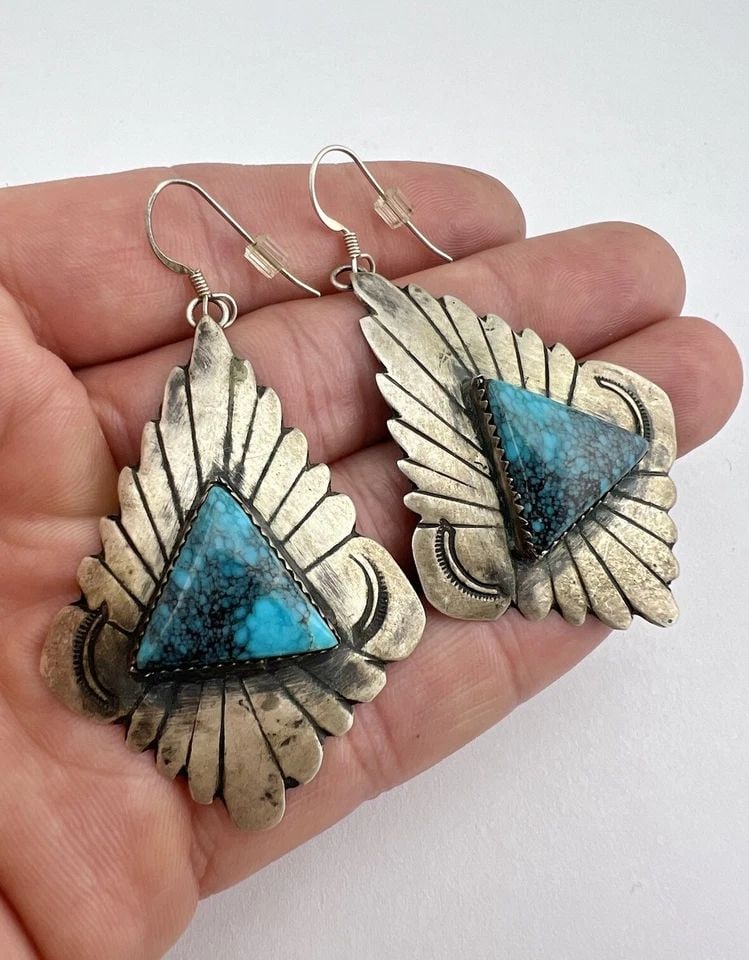 M. THOMAS JR NAVAJO STERLING SILVER WEBBED TURQUOISE HOOK DANGLE EARRINGS 2 5/8" (1 of 2)