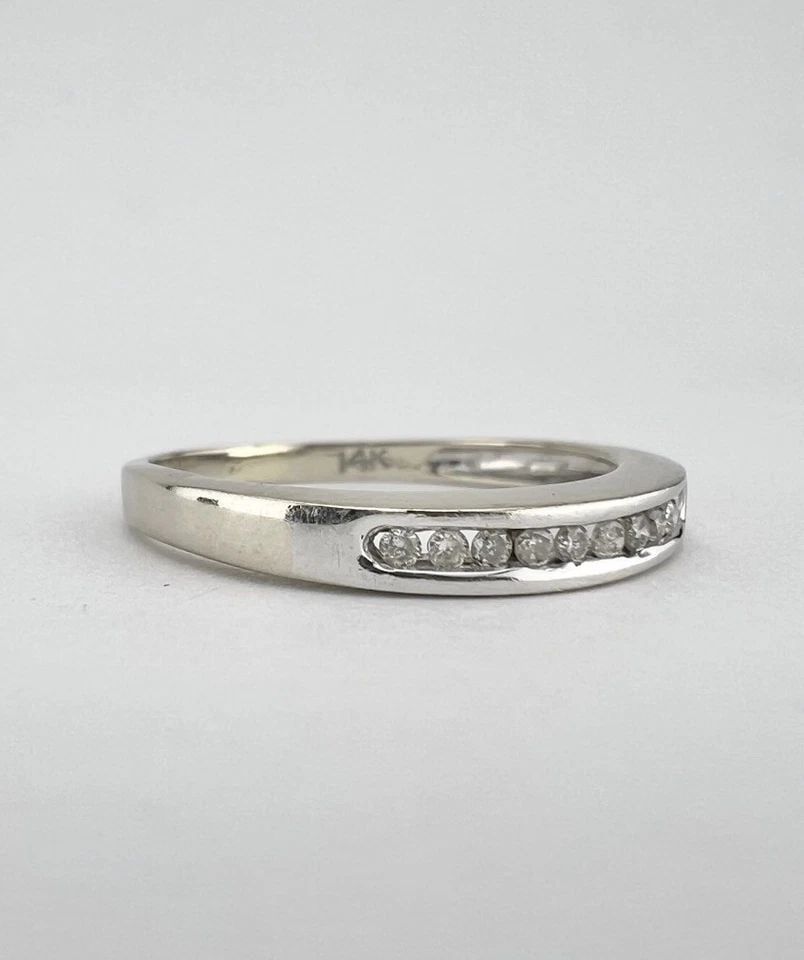 DESIGNER 14K WHITE GOLD 0.15CT DIAMOND STACKING WEDDING HALF ETERNITY BAND RING: DESIGNER 14K WHITE GOLD 0.15CT DIAMOND STACKING WEDDING HALF ETERNITY BAND RING Designer 14k White Gold 0.15ct Diamond Stacking Wedding Half Eternity Band Ring Ring Size: 6.75 - Can Be Resized Metal: 