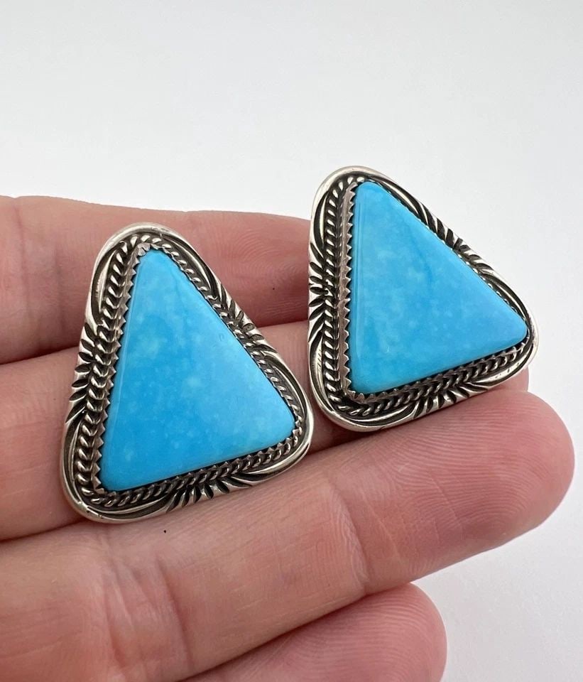 WILL DENETDALE NAVAJO STERLING SILVER KINGMAN TURQUOISE TRIANGLE POST EARRINGS: WILL DENETDALE NAVAJO STERLING SILVER KINGMAN TURQUOISE TRIANGLE POST EARRINGS Vtg Will Denetdale Navajo Sterling Silver Kingman Turquoise Triangle Stamped Post Earrings #2 Size: Just Under 1 1/4" Tal