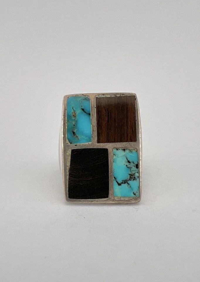VTG ZUNI INGOT STERLING SILVER TURQUOISE & IRONWOOD FLUSH SQUARE MENS RING 18.6G: Vtg Zuni INGOT Sterling Silver Turquoise & Ironwood Flush Square Mens Ring 18.6g Size: 10 - Can Be re Sized Weight is 18.6 Grams on my scale Metal: Sterling Silver Ring is 1" Tall In the Center Amazin