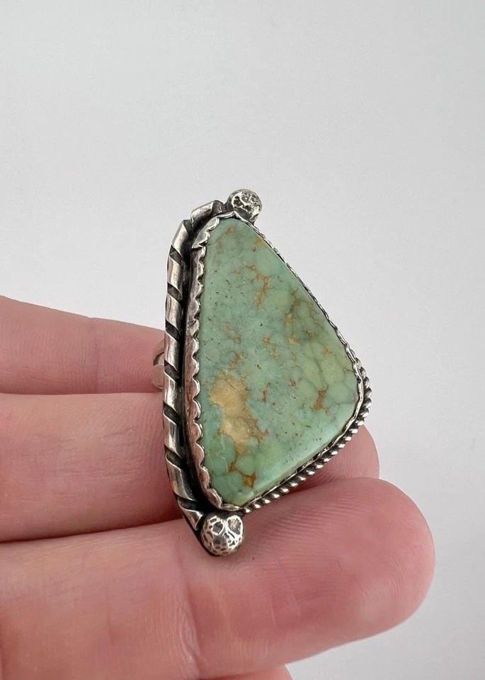 HUGE VINTAGE NAVAJO STERLING SILVER HIGH GRADE ROYSTON TURQUOISE STAMPED RING: HUGE VINTAGE NAVAJO STERLING SILVER HIGH GRADE ROYSTON TURQUOISE STAMPED RING HUGE Vintage Navajo Sterling Silver High Grade Royston Turquoise Stamped Ring Ring Size: 7.25 - Can Be Re Sized Weight is 