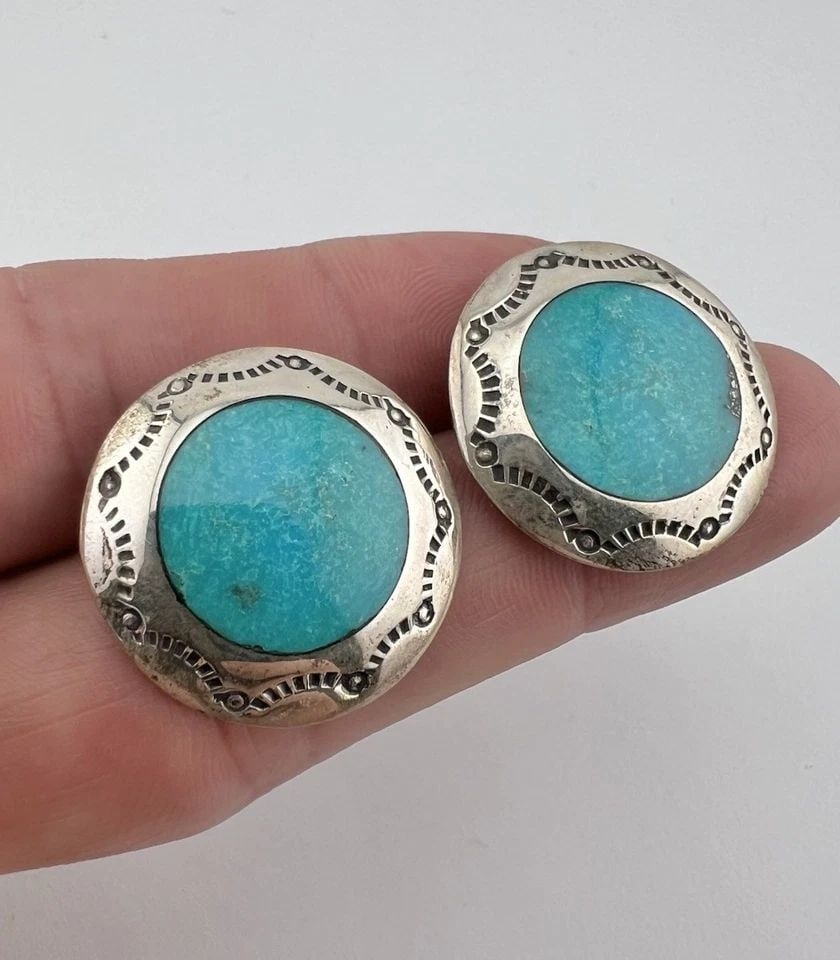 VTG FRED HARVEY ERA NAVAJO STERLING SILVER FOX TURQUOISE STAMPED POST EARRINGS (1 of 2)