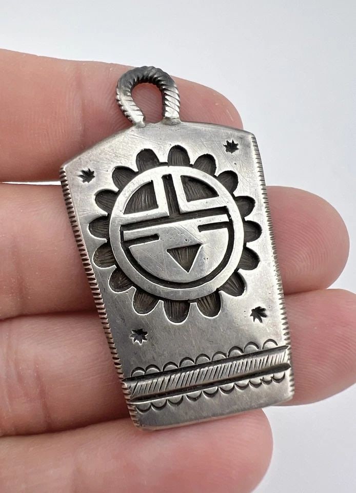 VINTAGE CLIFTON MOWA HOPI STERLING SILVER SUNFACE DESIGN OVERLAY PENDANT 1 7/8" (1 of 2)