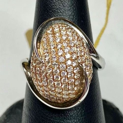 CELLINI 18K YELLOW GOLD WITH PEARL AND EMERALDS BEAR CHARM/PENDANT (1 of 2)