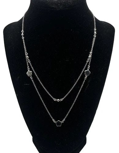 SILVER THREE-LAYER NECKLACE AND HANGING EARRINGS (1 of 2)