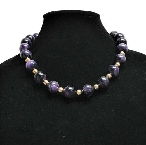 JERUSALEM CRUSADERS CROSS PENDANT WITH PURPLE STONE ON 24 CHAIN (1 of 2)