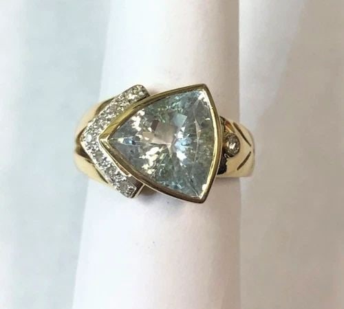 PRINCESS DIANA STYLE SAJEN STERLING SILVER LAVENDER MOONSTONE TOPAZ CROSS (1 of 2)